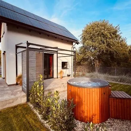 Home, Sea, Jacuzzi, For 4 People Feriehus