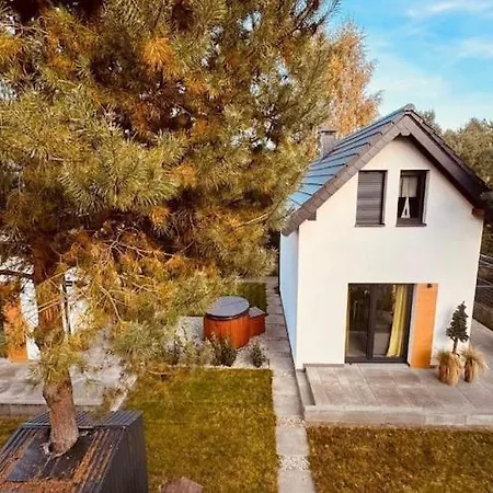 Home, Sea, Jacuzzi, For 4 People Feriehus Rozewie